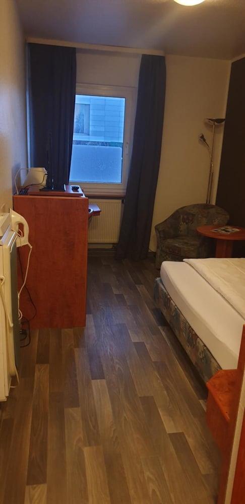 Residenz Hotel Eurostar Dusseldorf Luaran gambar