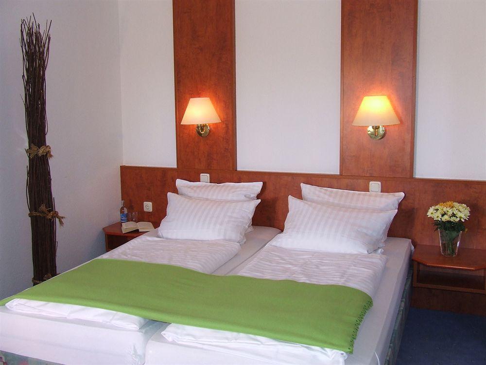 Residenz Hotel Eurostar Dusseldorf Luaran gambar